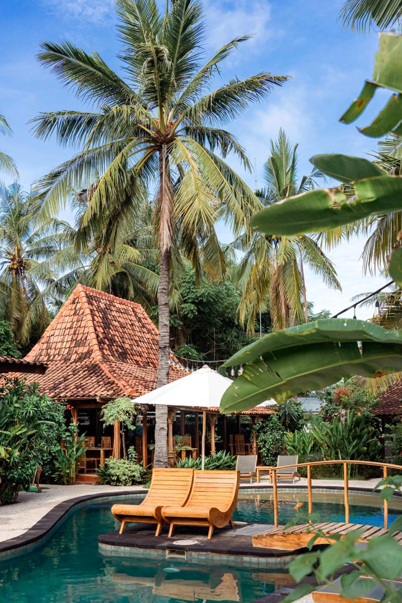Coconut Garden Resort Gili Trawangan Luaran gambar