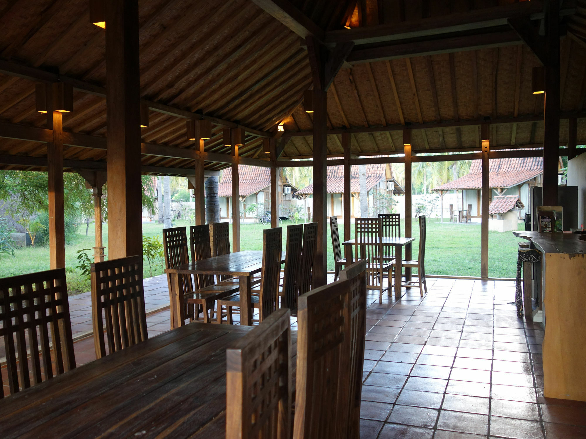 Coconut Garden Resort Gili Trawangan Luaran gambar